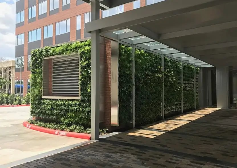 briarpark-lockton-place-greenwall-02-gallery